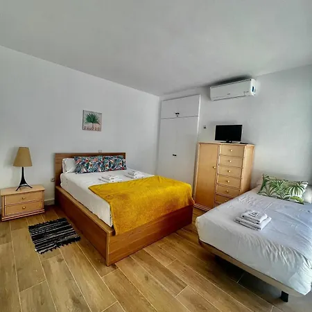 Apartment With Sea Views And Large Terrace