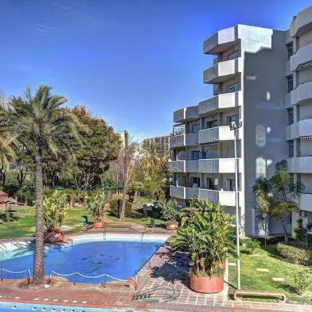 With Sea Views And Large Terrace Apartment Benalmadena