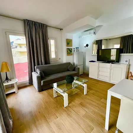With Sea Views And Large Terrace Apartment *